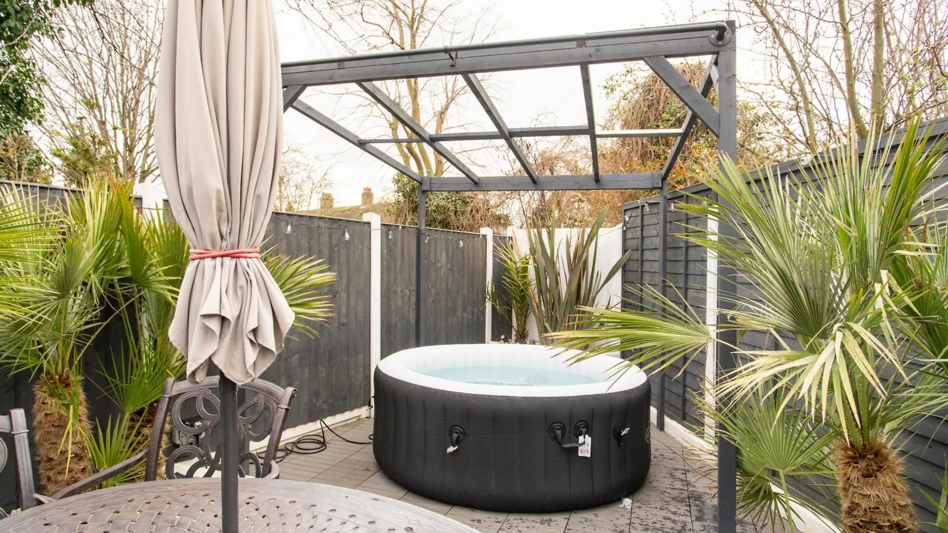 Holiday home Unwind 2Bed With Garden, Sauna And Hot Tub Barking